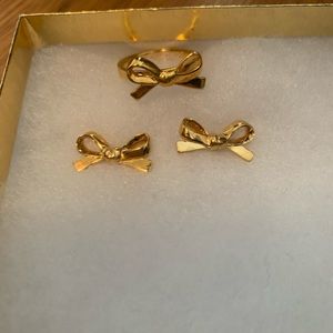 Bow earrings and ring